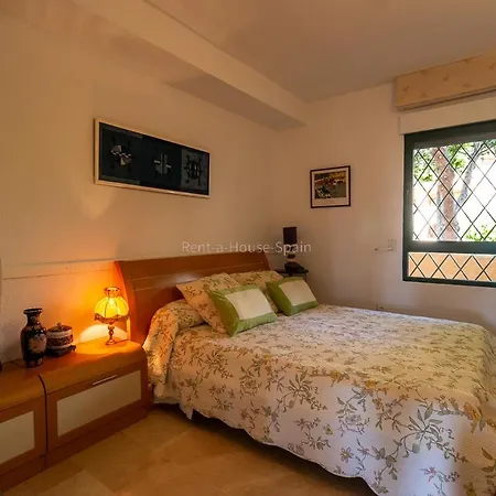 Ref 118 Zeezicht, 3 Slaapkamers, 2 Badkamers, 2 Grote Zwembaden